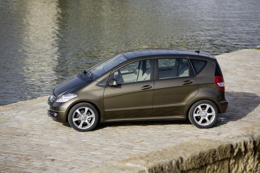  Mercedes-Benz A200 5-Door (W169) 2008 года  (фото 15 из 21)